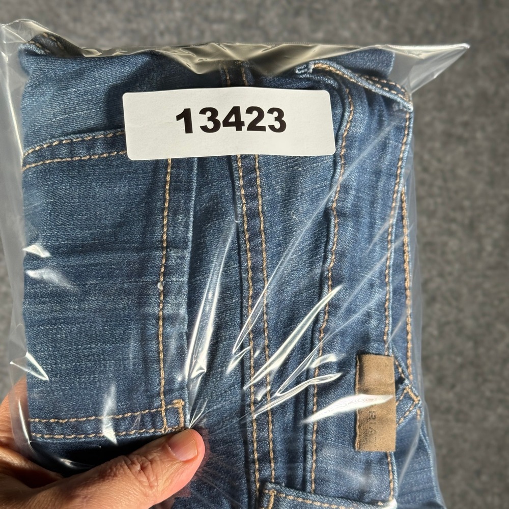 Ariat Denim Trouser Jeans Womens 28R Medium Wash Flare Wide Leg Mid Rise 13423 - Picture 7 of 14